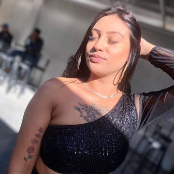 Ola amores, sou a Isa, em meu atendimento rola muitos beijos gostosos e curto tomar banho junto, irei fazer você relaxar bastante com um oral incrível e um sexo quentíssimo e super prazeroso. Tenho local com hora marcada amigas para dupla e festinhas ! Vou até hotéis motéis e residência ! 

Faço o estilo namoradinha bem danada e estou pronta para realizar as suas fantasias, adoro fazer sexo anal e tenho amiga para fazer duplas, sou bem habilidosa com casais.